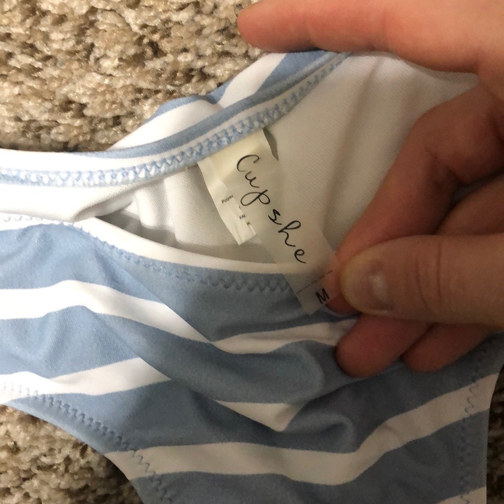 Triangle thong bikini - Picture 4 of 4